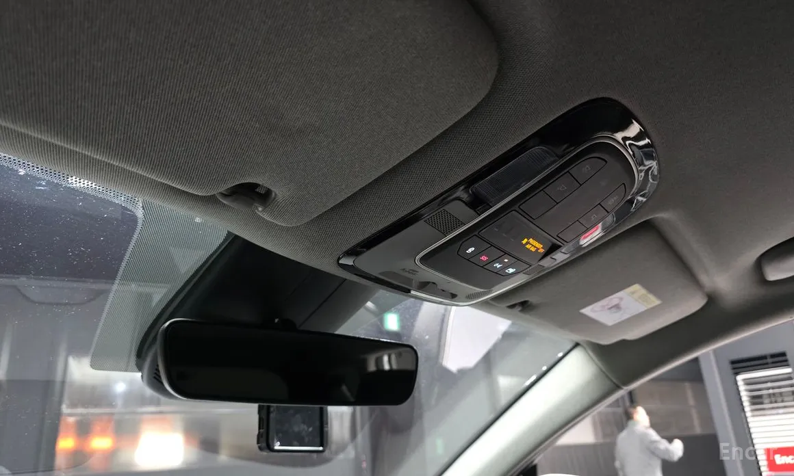 Фото 17 - Hyundai Santa Fe