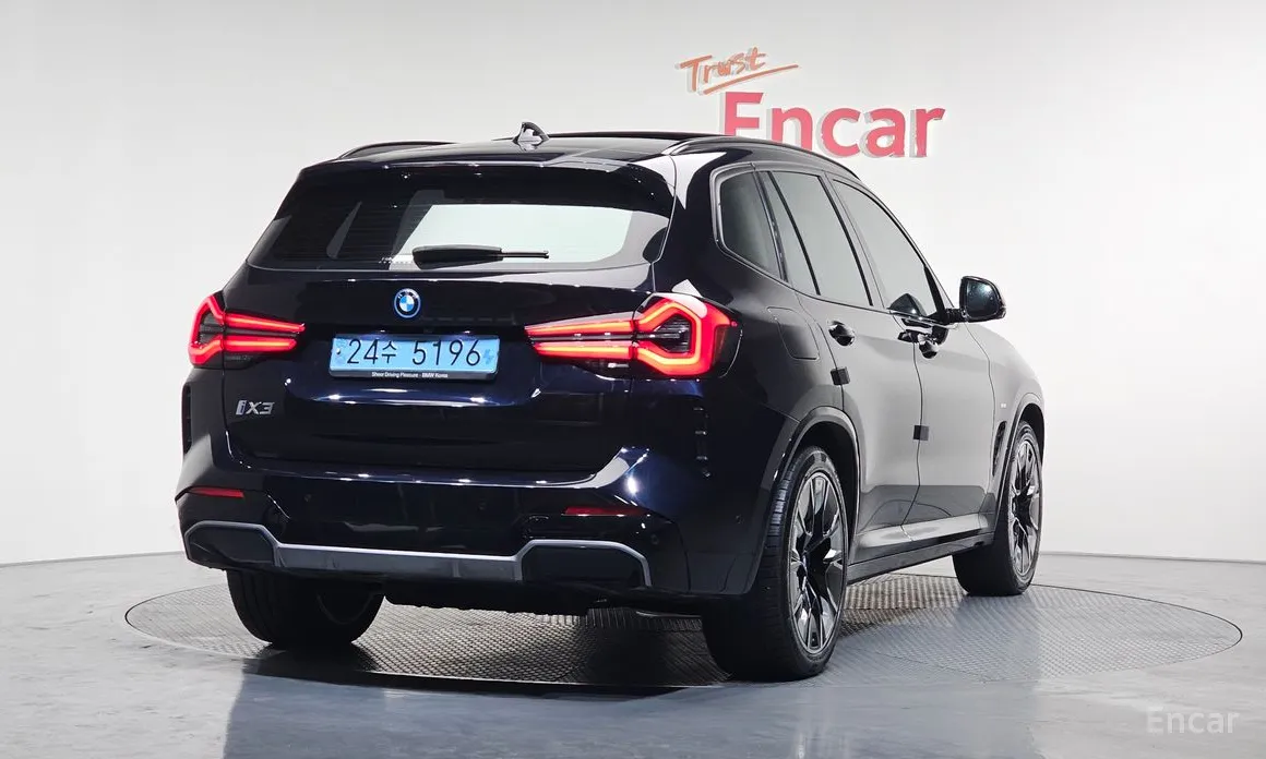 Фото 2 - BMW iX3