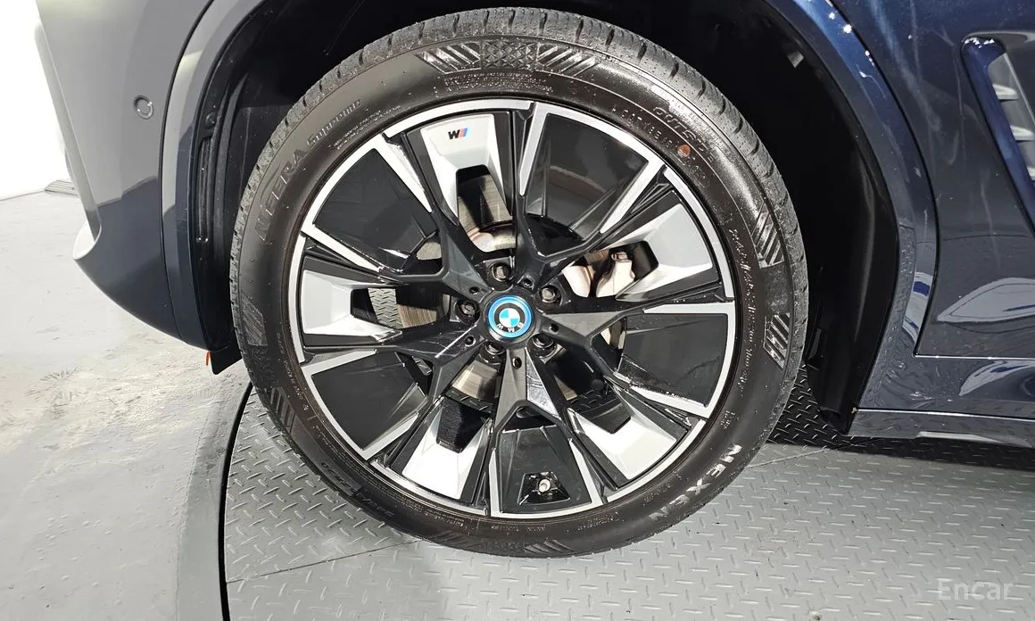 Фото 5 - BMW iX3