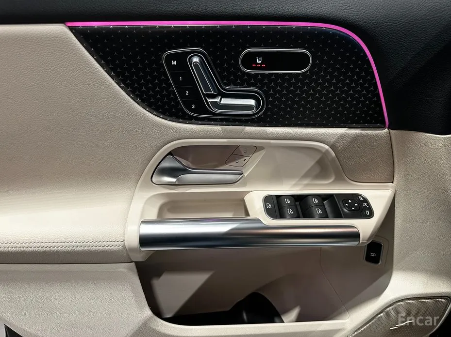 Фото 12 - Mercedes-Benz EQA