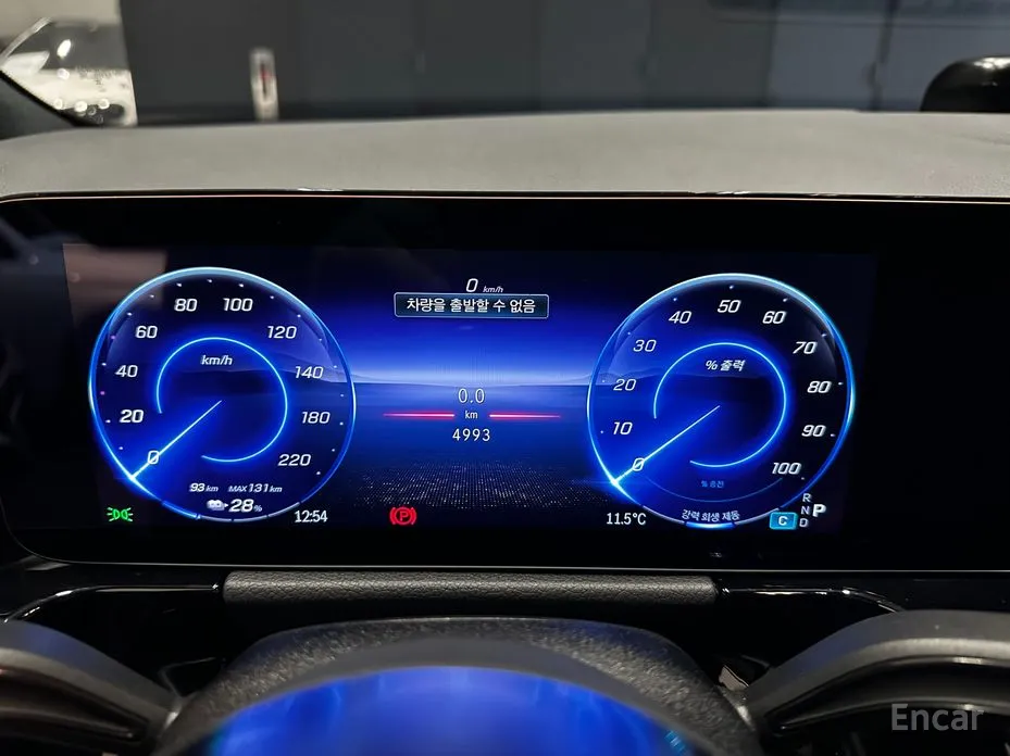 Фото 8 - Mercedes-Benz EQA