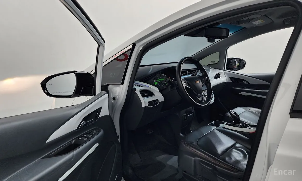 Фото 10 - Chevrolet Bolt EV