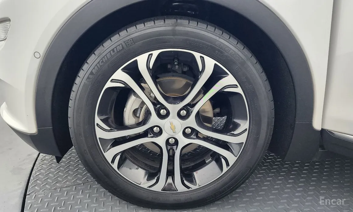 Фото 5 - Chevrolet Bolt EV