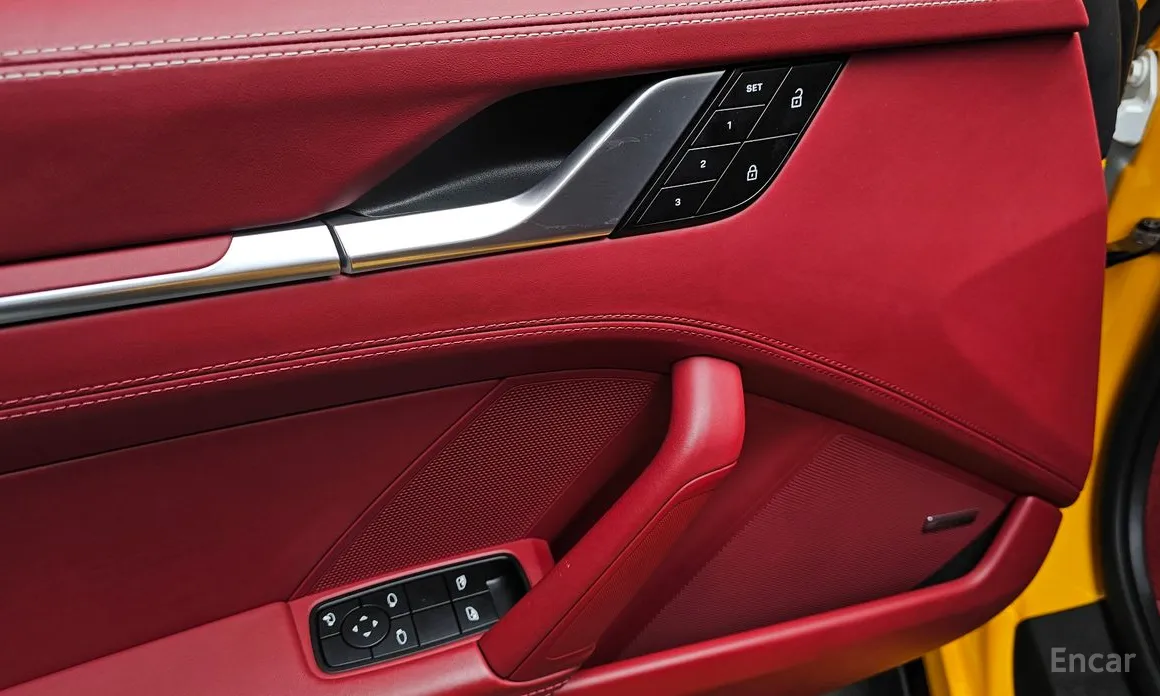 Фото 19 - Porsche 911