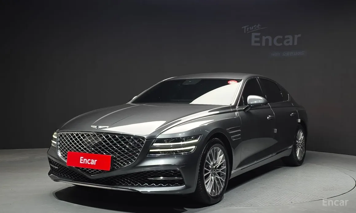 Фото 1 - Genesis G80