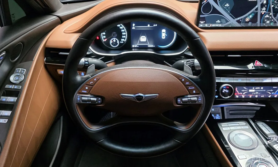 Фото 13 - Genesis G80