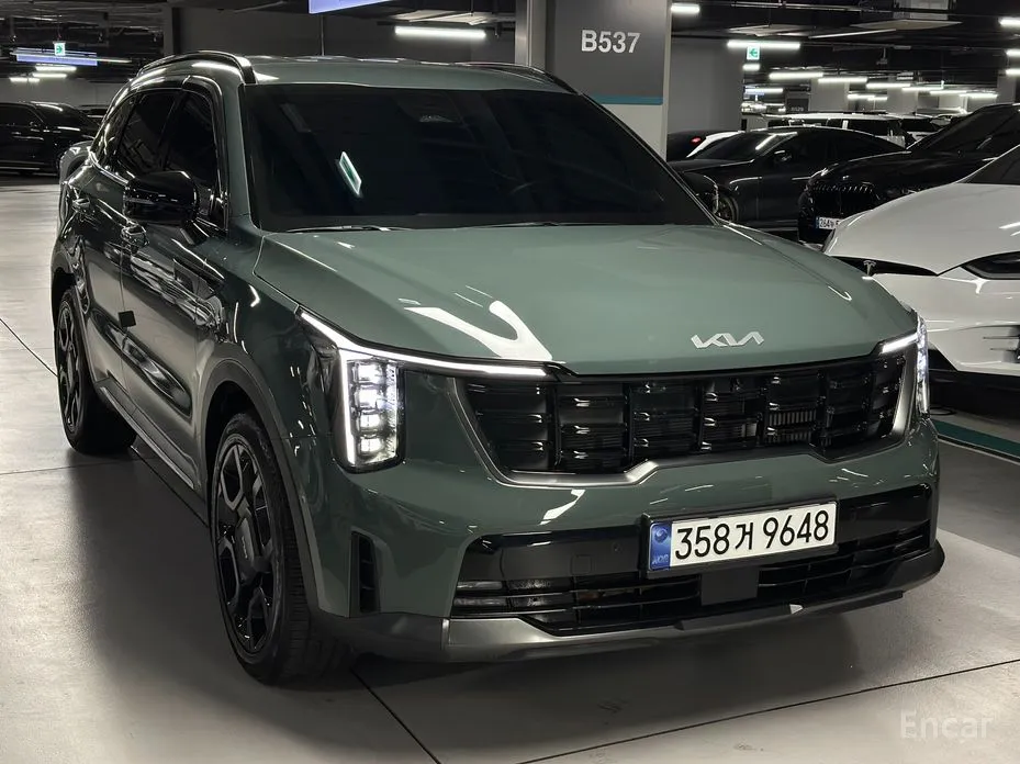 Фото 2 - Kia Sorento