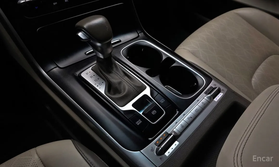 Фото 9 - Kia Carnival