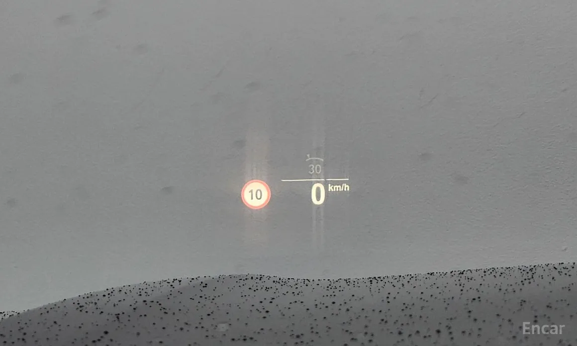 Фото 17 - BMW 7 Series