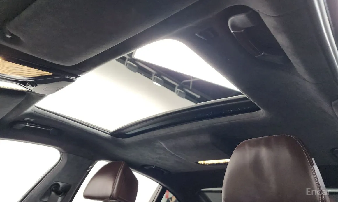 Фото 18 - BMW 7 Series