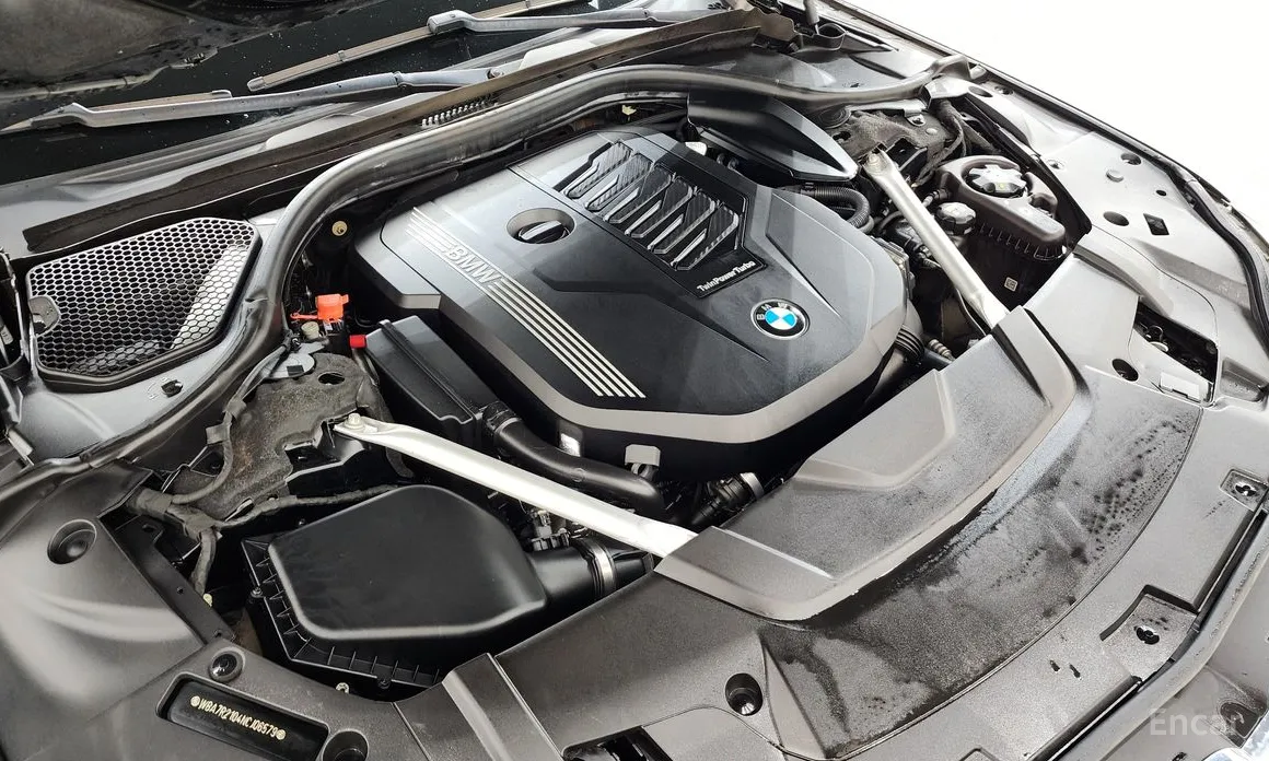 Фото 6 - BMW 7 Series