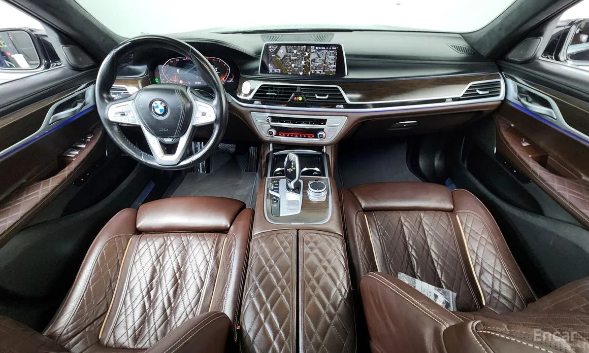 Фото 7 - BMW 7 Series