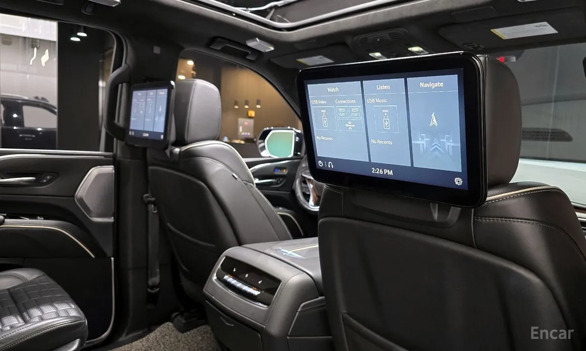 Фото 17 - Cadillac Escalade