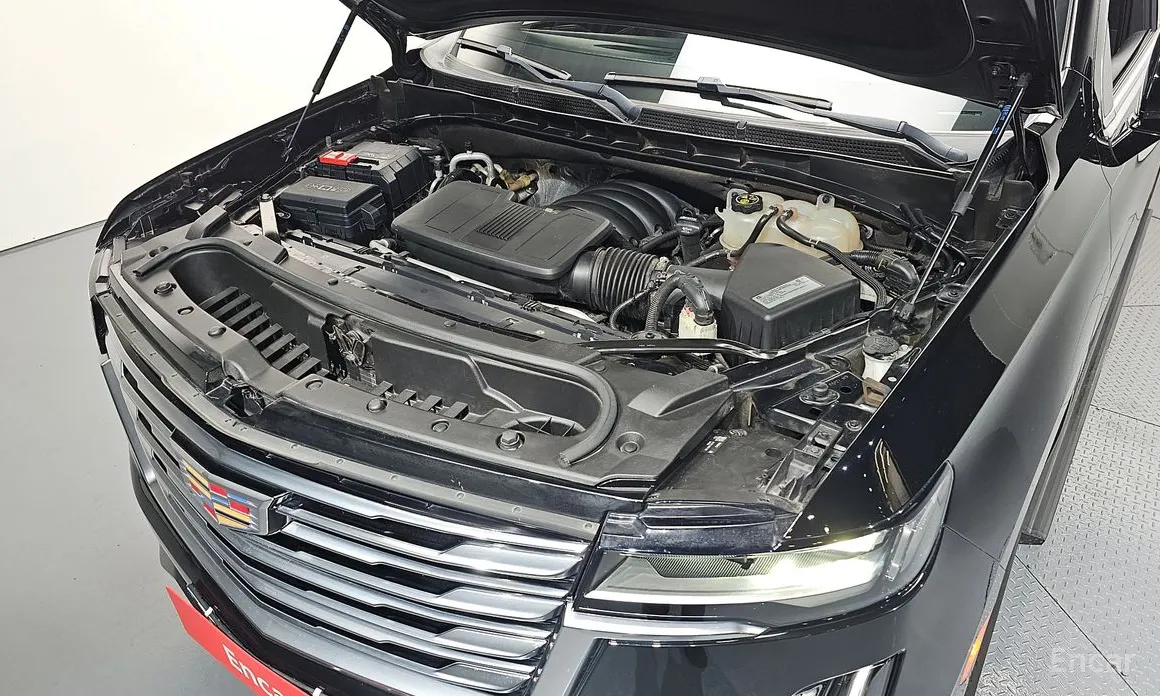 Фото 6 - Cadillac Escalade