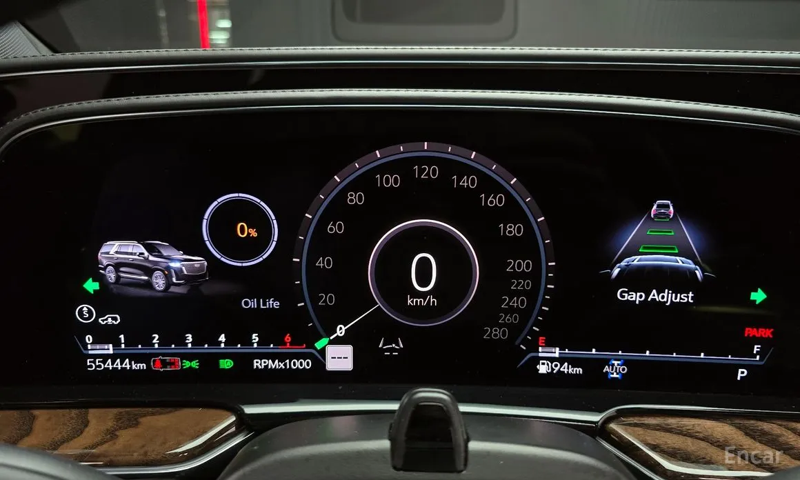 Фото 8 - Cadillac Escalade