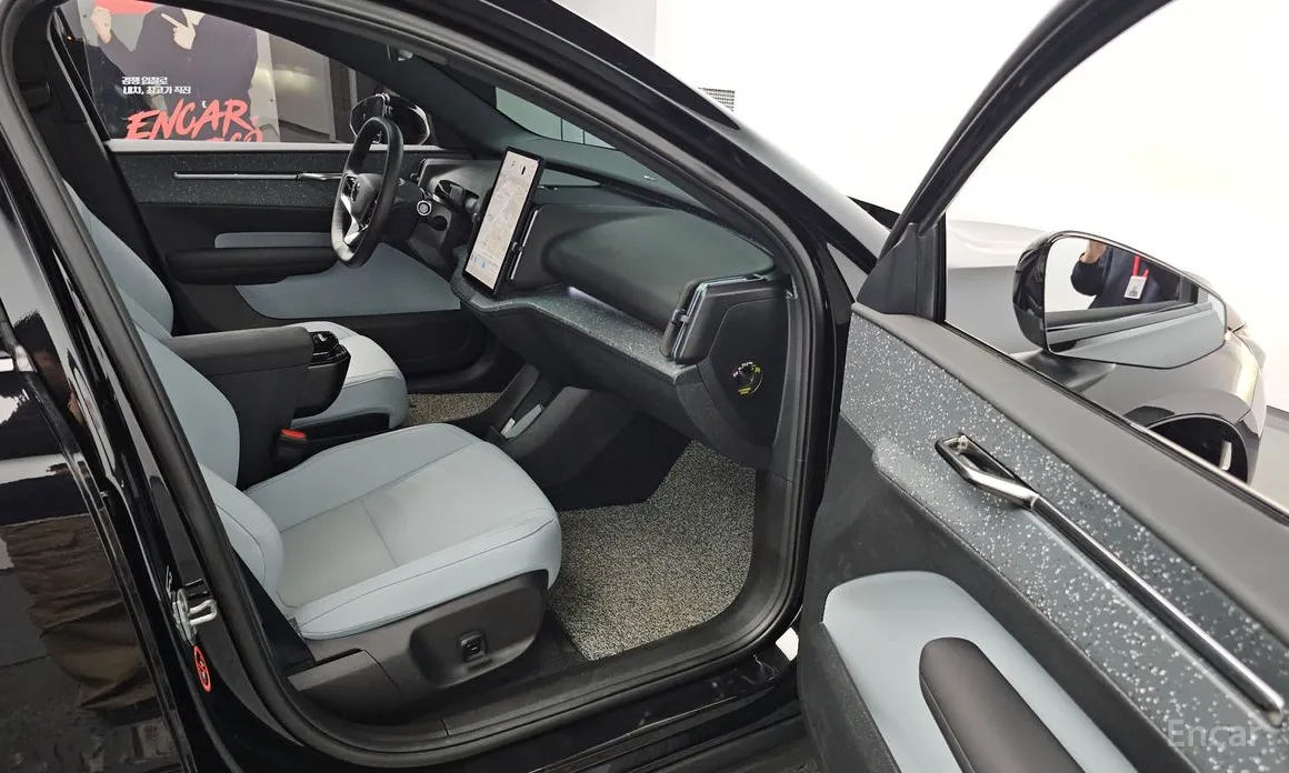 Фото 10 - Volvo EX30