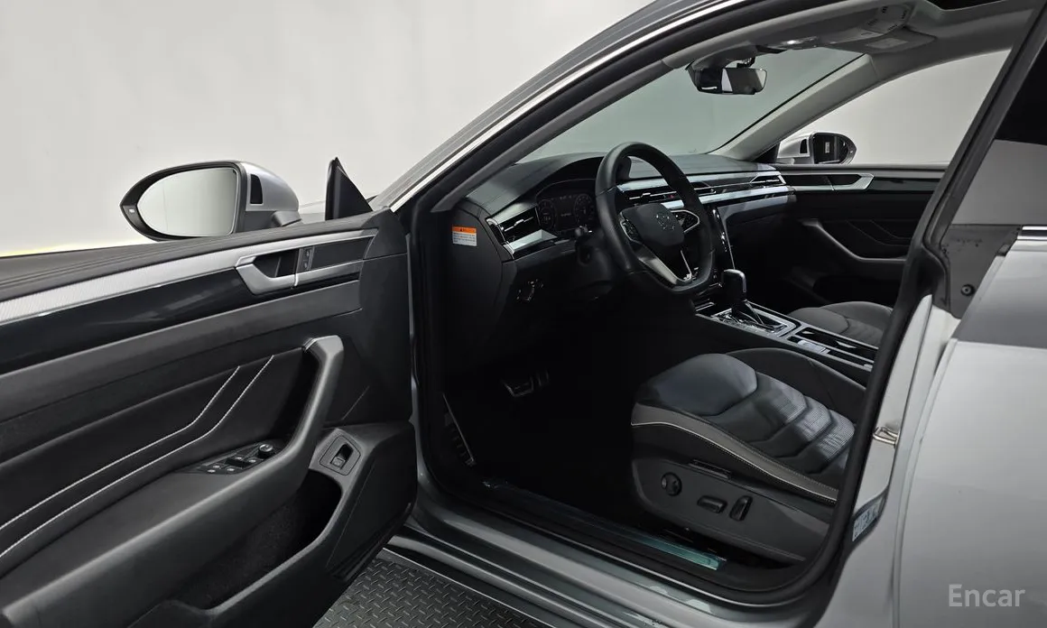 Photo 10 - Volkswagen Arteon