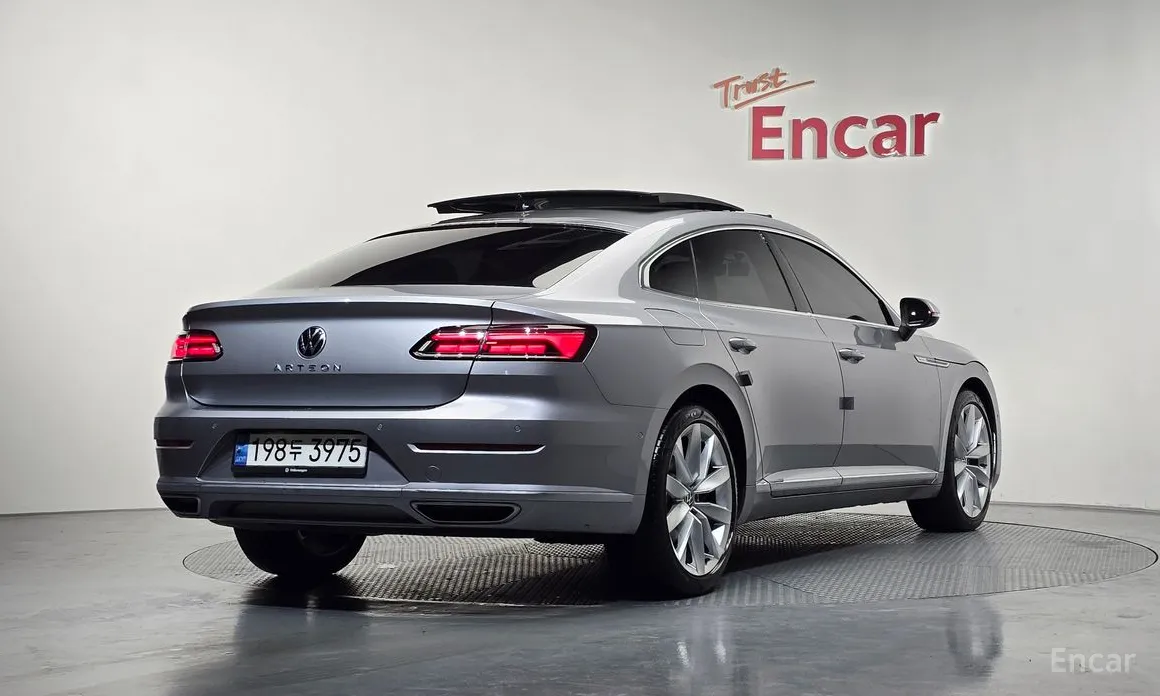 Photo 2 - Volkswagen Arteon