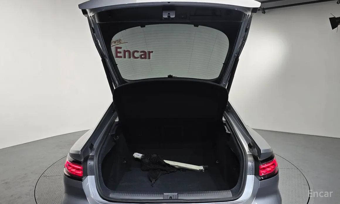 Photo 20 - Volkswagen Arteon