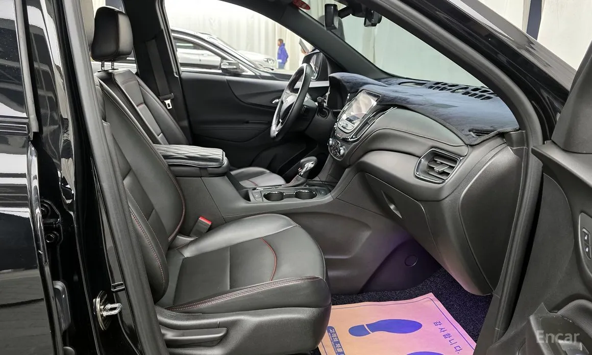 Фото 11 - Chevrolet Equinox