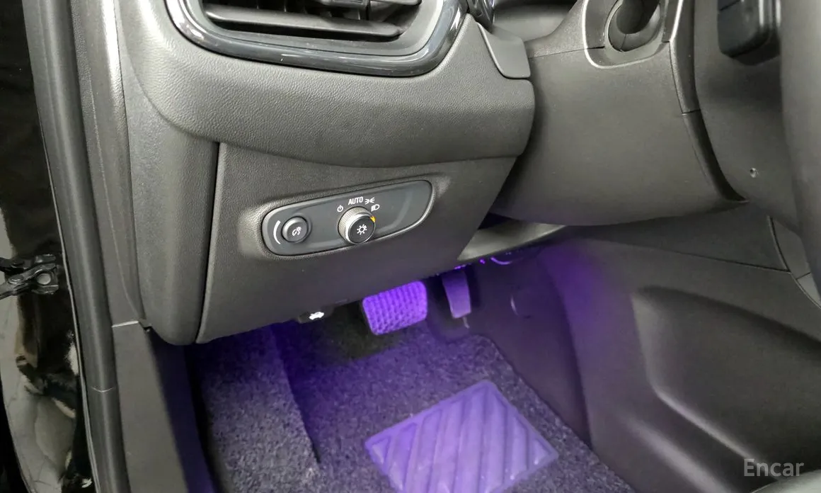 Фото 18 - Chevrolet Equinox