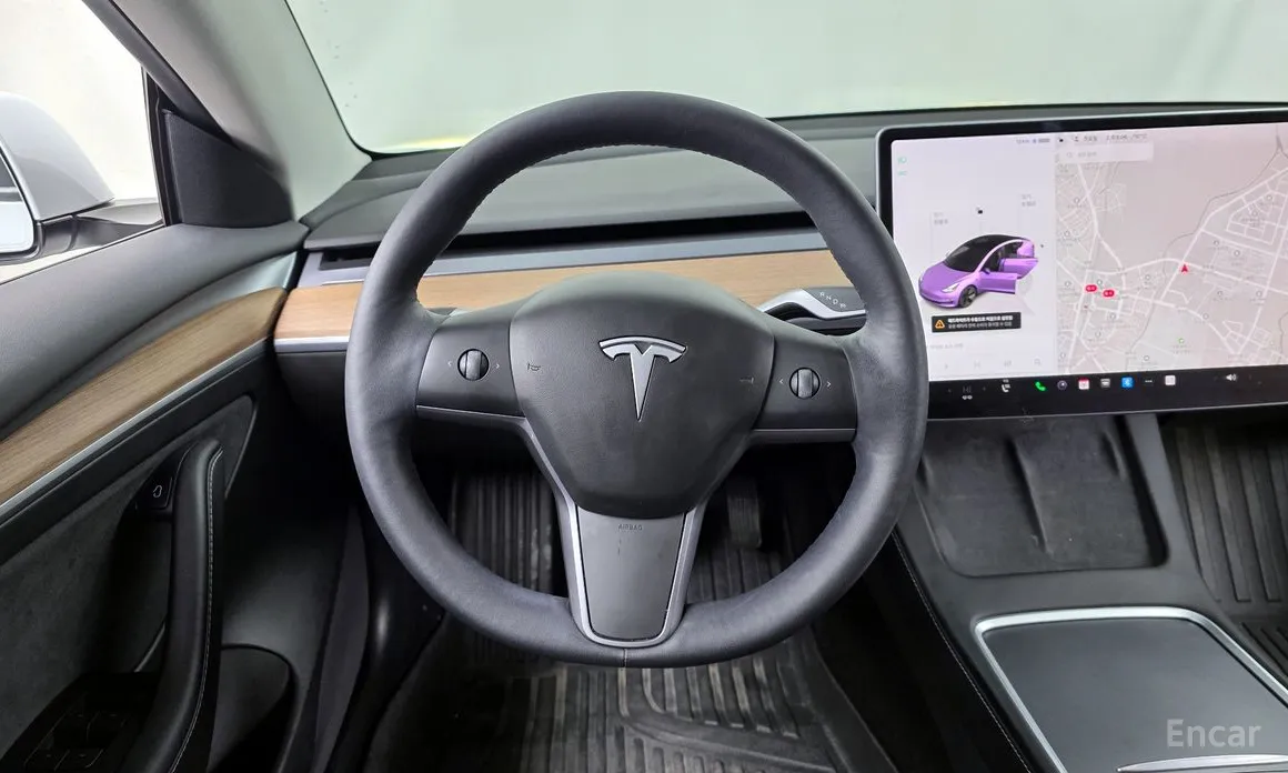 Фото 13 - Tesla Model 3