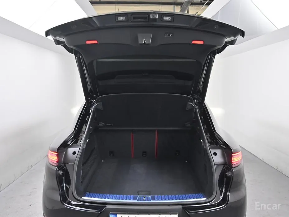 Фото 20 - Porsche Cayenne