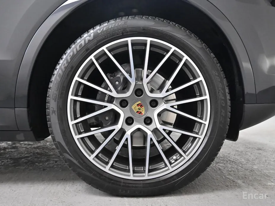 Фото 5 - Porsche Cayenne