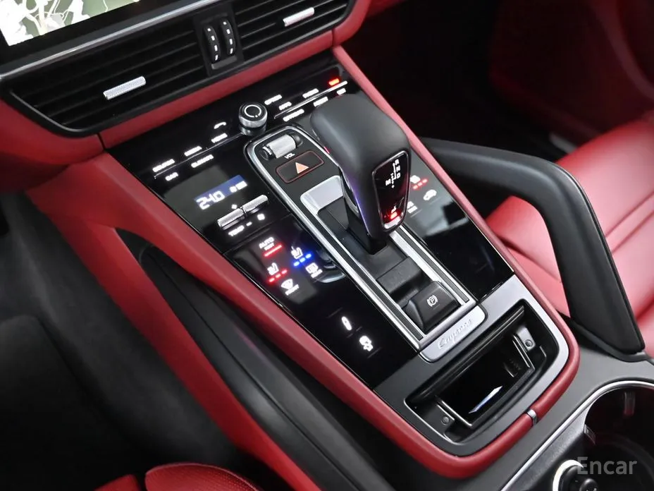 Фото 9 - Porsche Cayenne