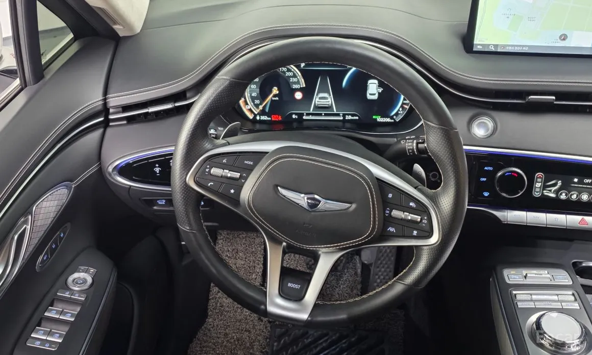 Фото 13 - Genesis GV70