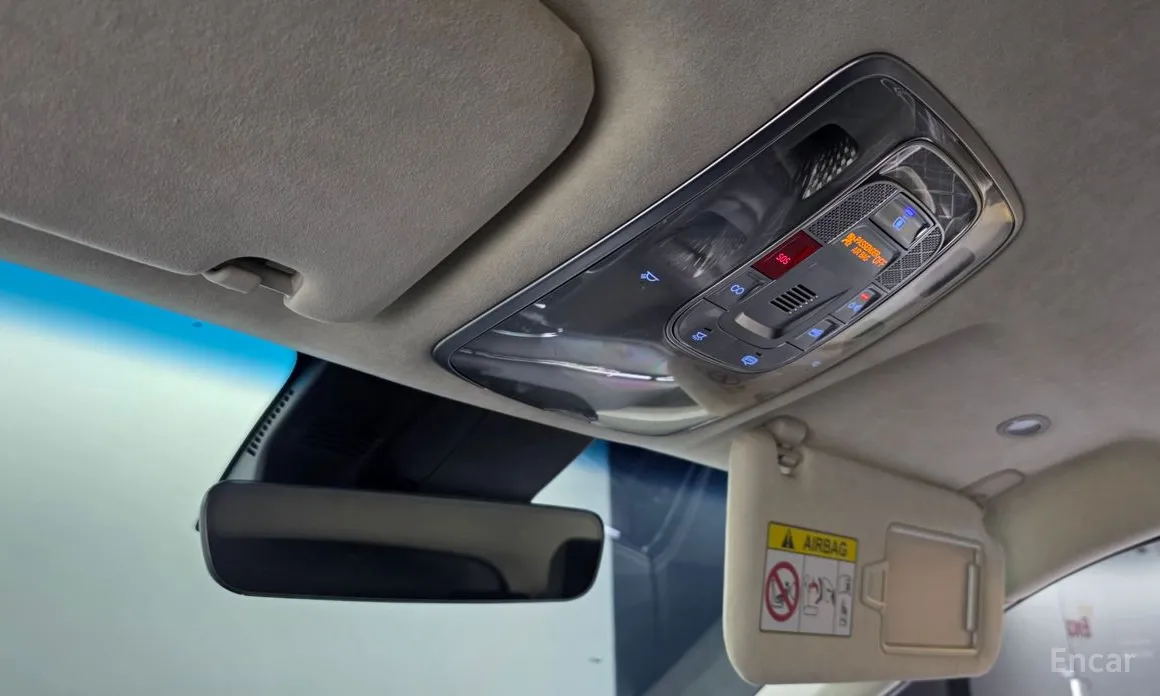 Фото 18 - Genesis GV70