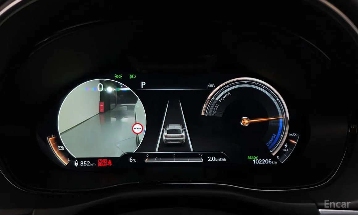 Фото 8 - Genesis GV70