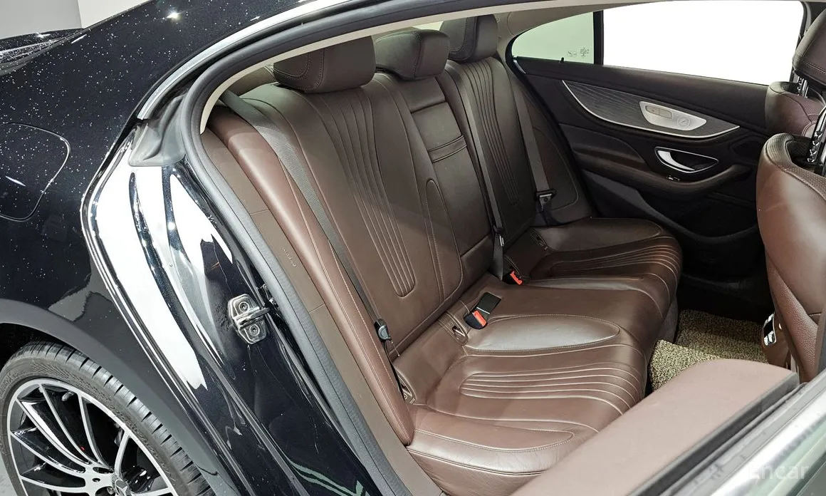 Фото 12 - Mercedes-Benz CLS-Class