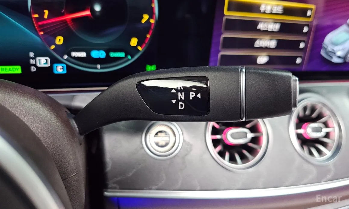 Фото 9 - Mercedes-Benz CLS-Class