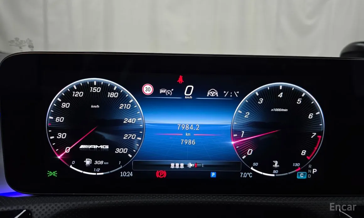 Фото 8 - Mercedes-Benz CLA-Class