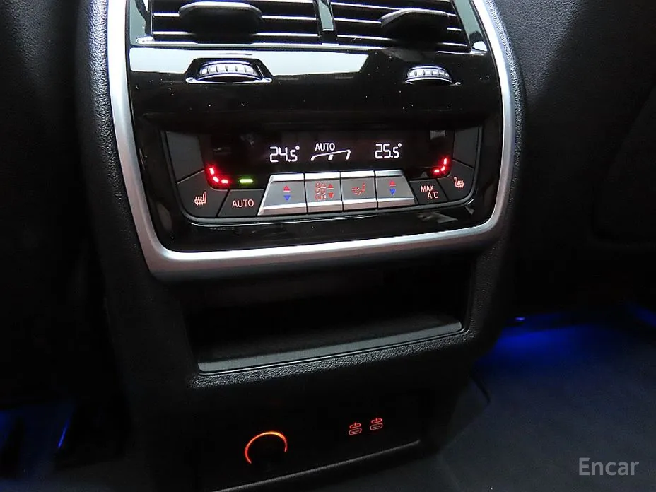 Фото 18 - BMW X5