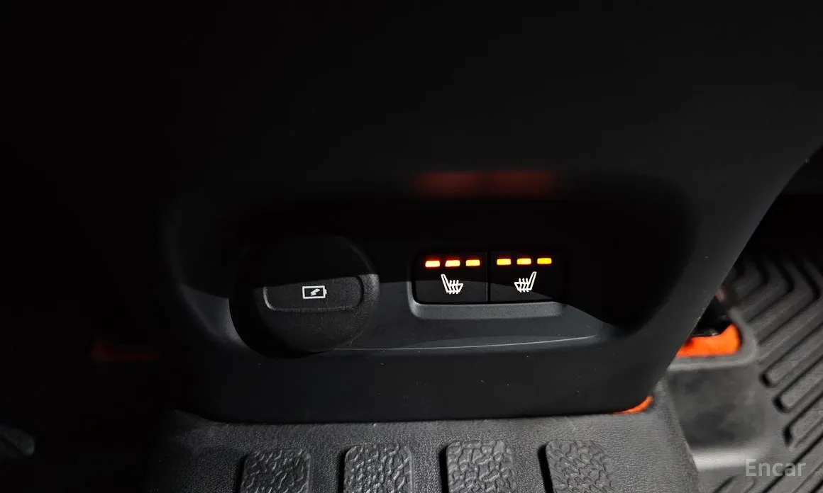 Фото 18 - Volvo XC40