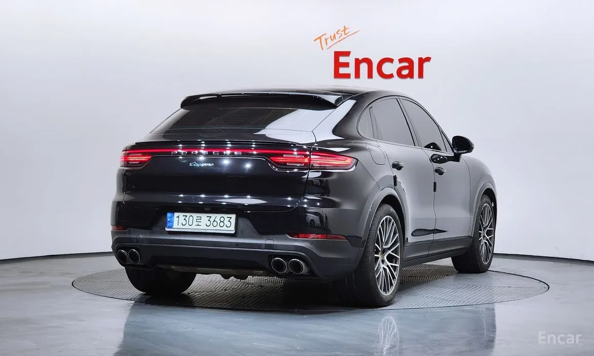 Фото 2 - Porsche Cayenne