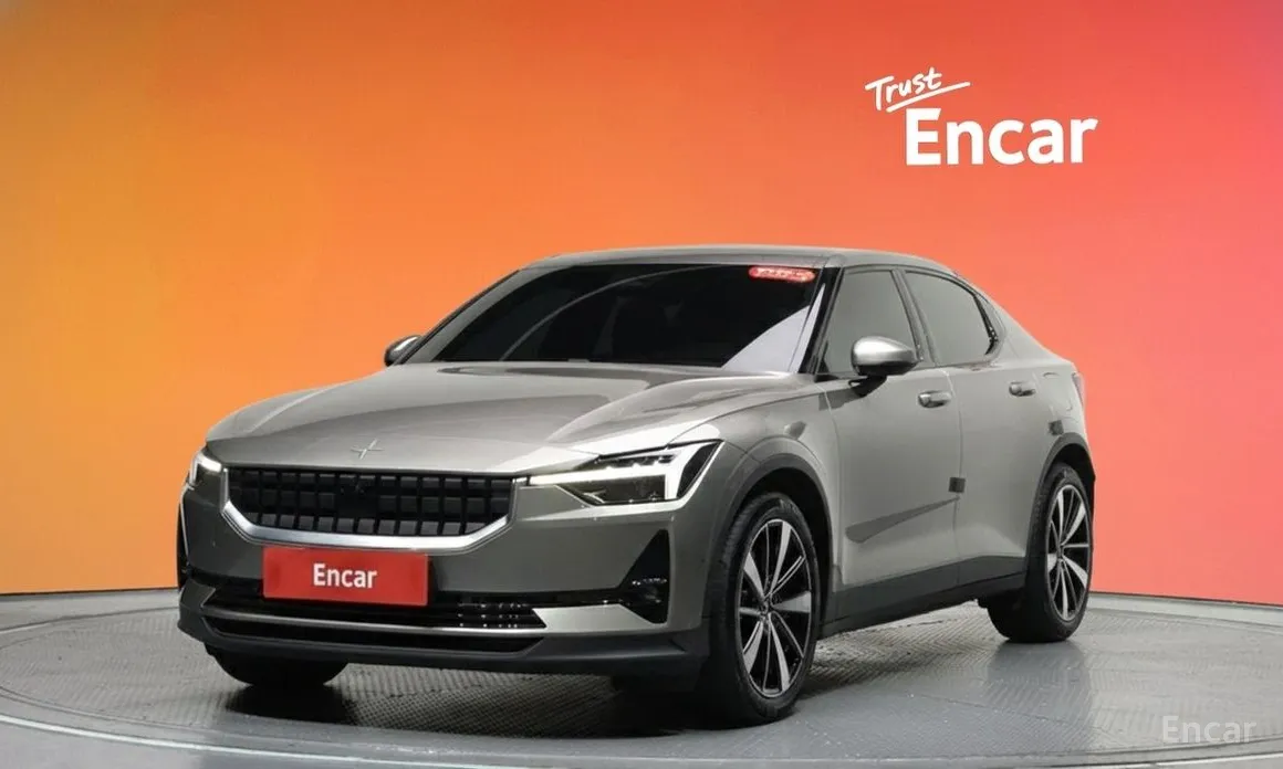 Фото 1 - Polestar 2