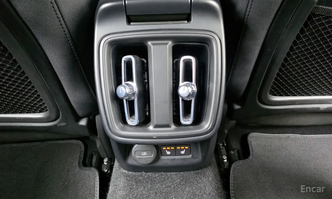 Фото 18 - Polestar 2