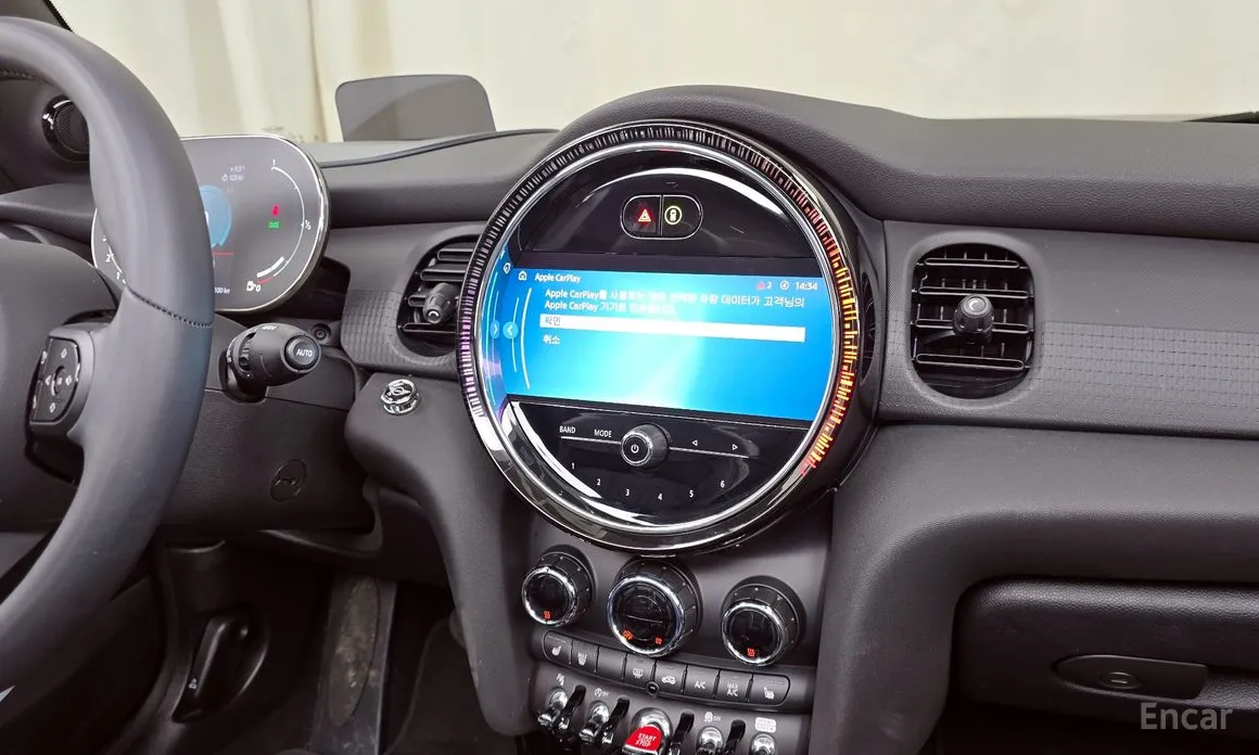 Фото 14 - Mini Cooper Convertible