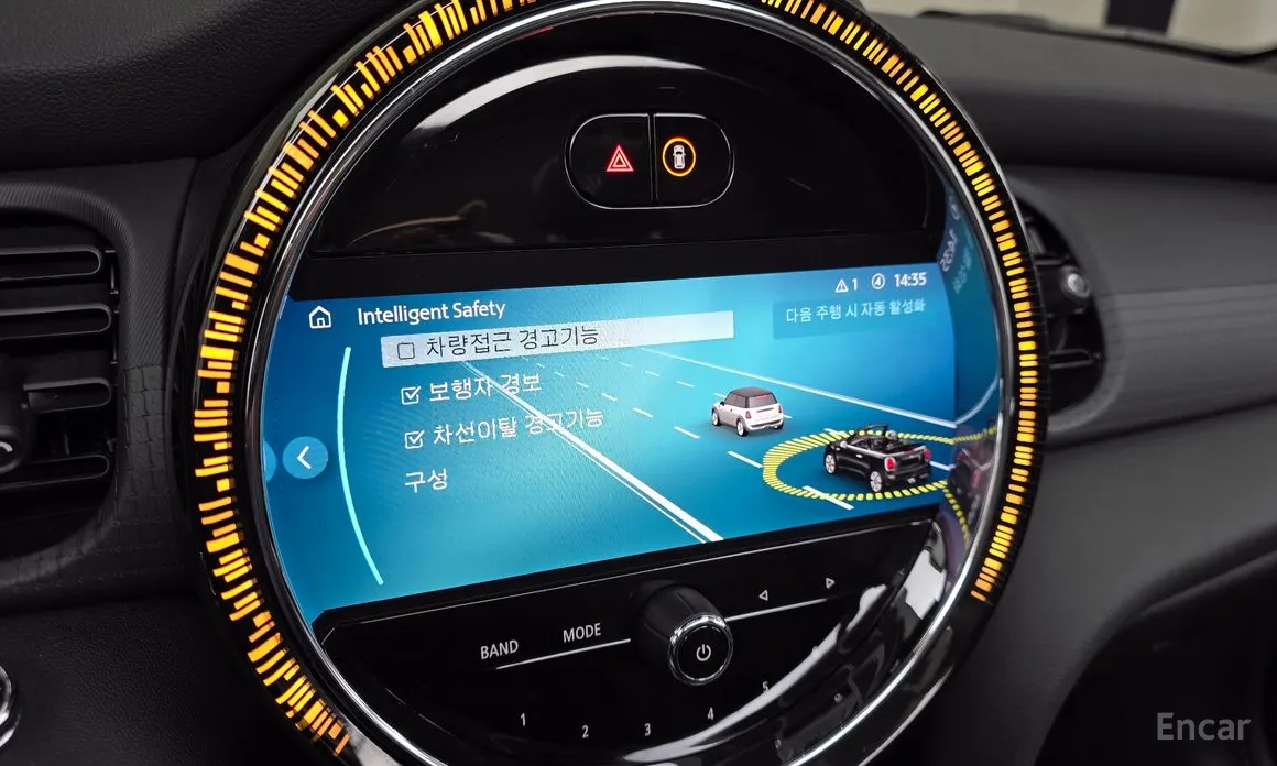 Фото 15 - Mini Cooper Convertible