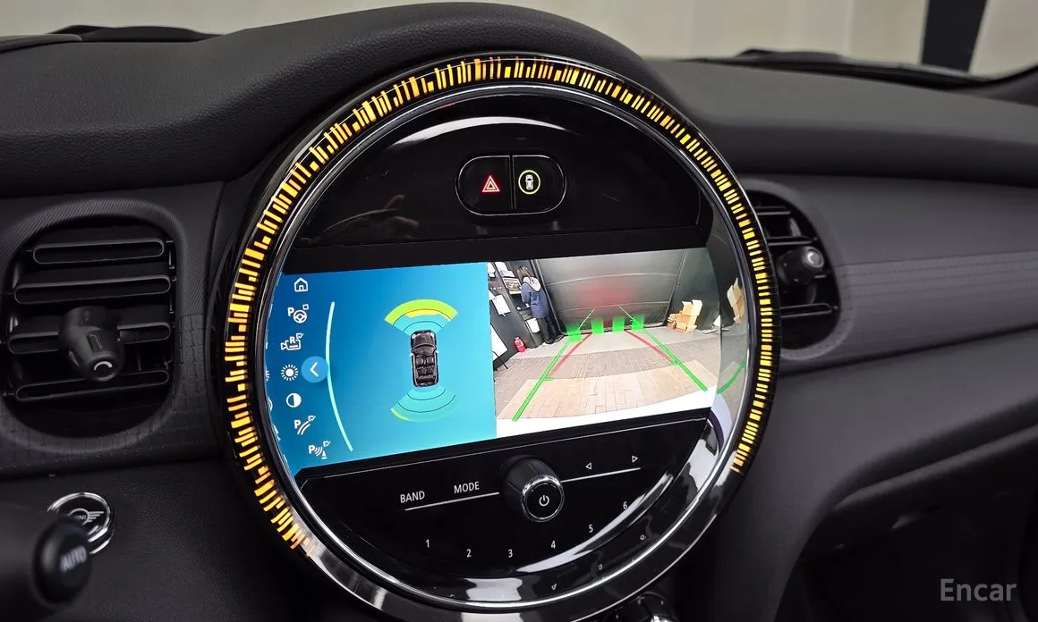 Фото 16 - Mini Cooper Convertible