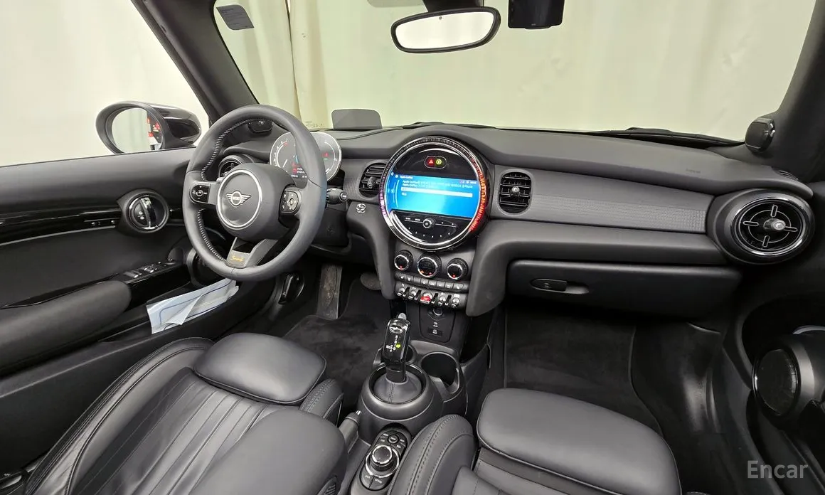 Фото 7 - Mini Cooper Convertible