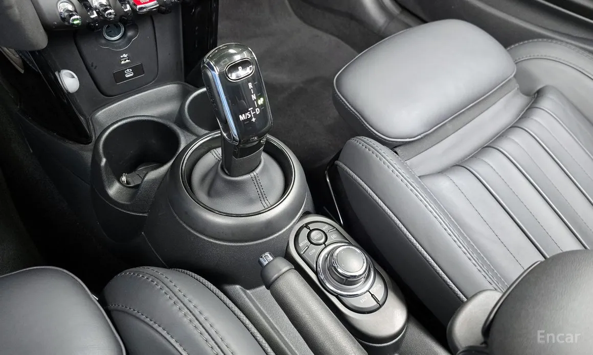 Фото 9 - Mini Cooper Convertible