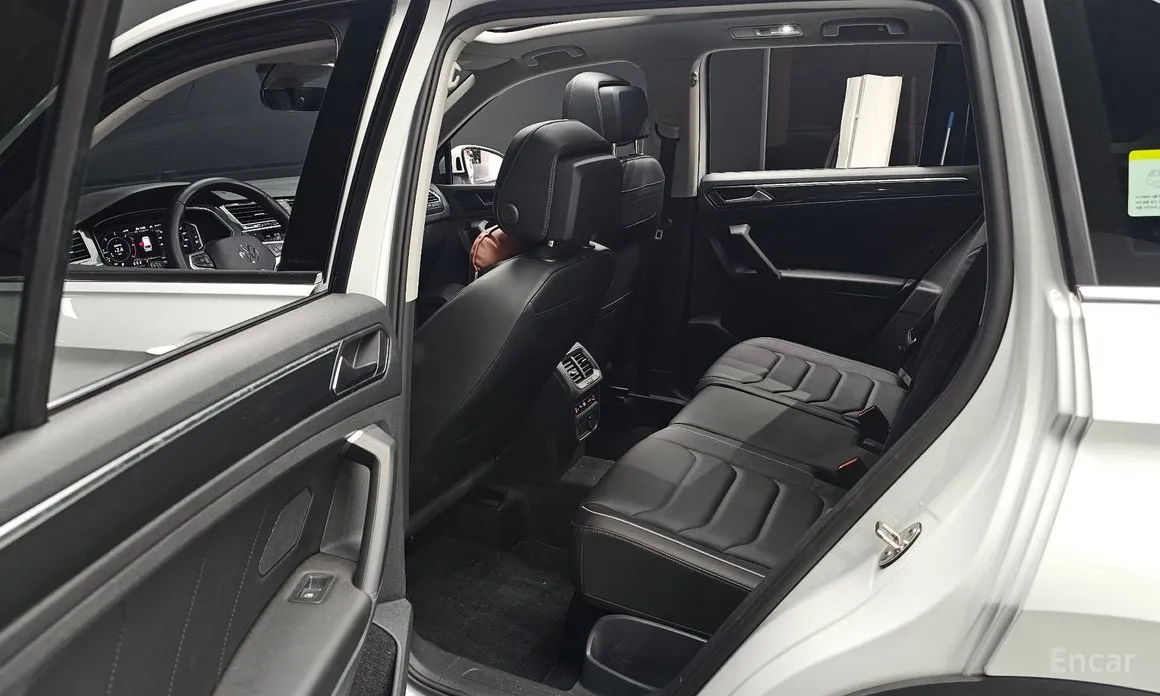 Фото 12 - Volkswagen Tiguan