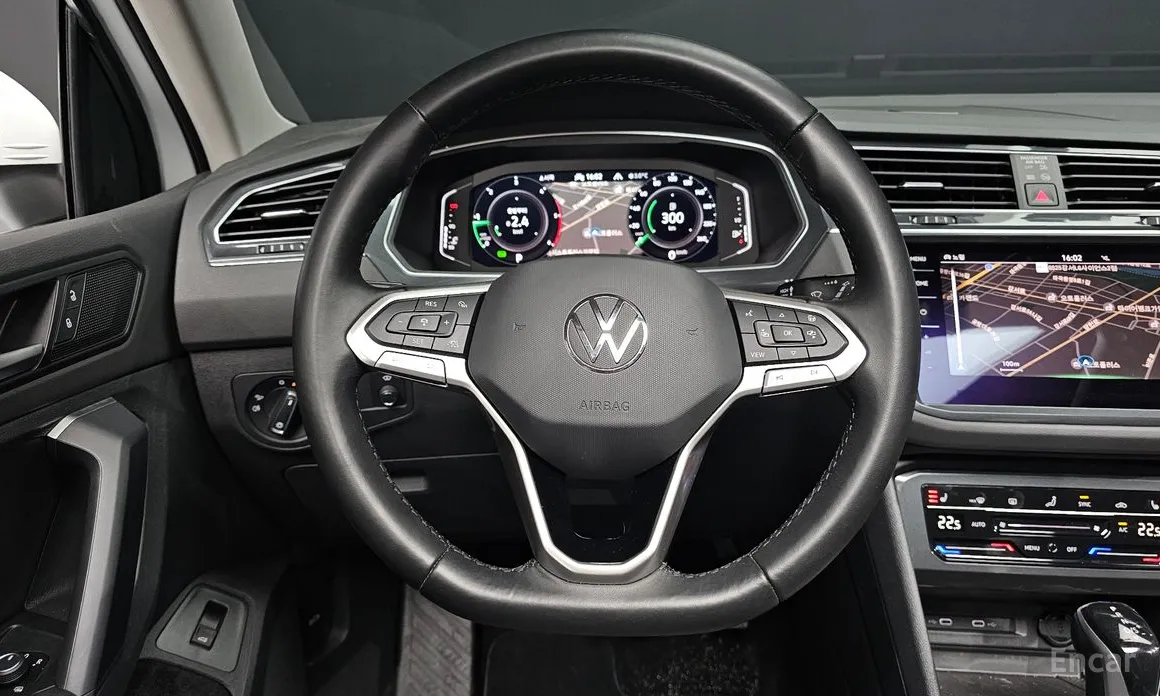 Фото 13 - Volkswagen Tiguan