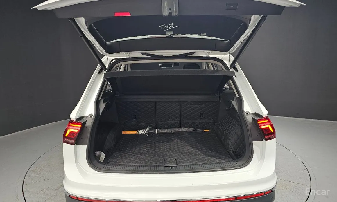 Фото 20 - Volkswagen Tiguan