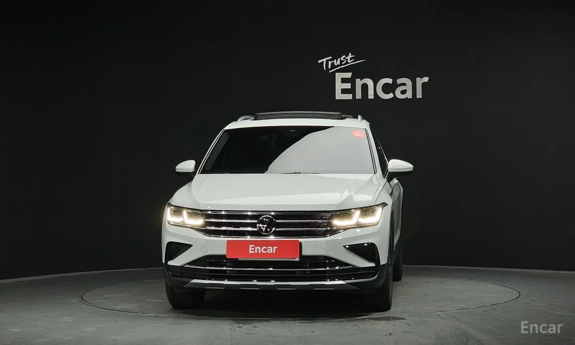 Фото 3 - Volkswagen Tiguan