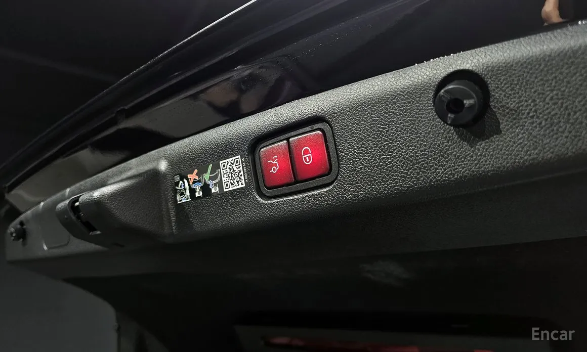 Фото 20 - Mercedes-Benz E-Class